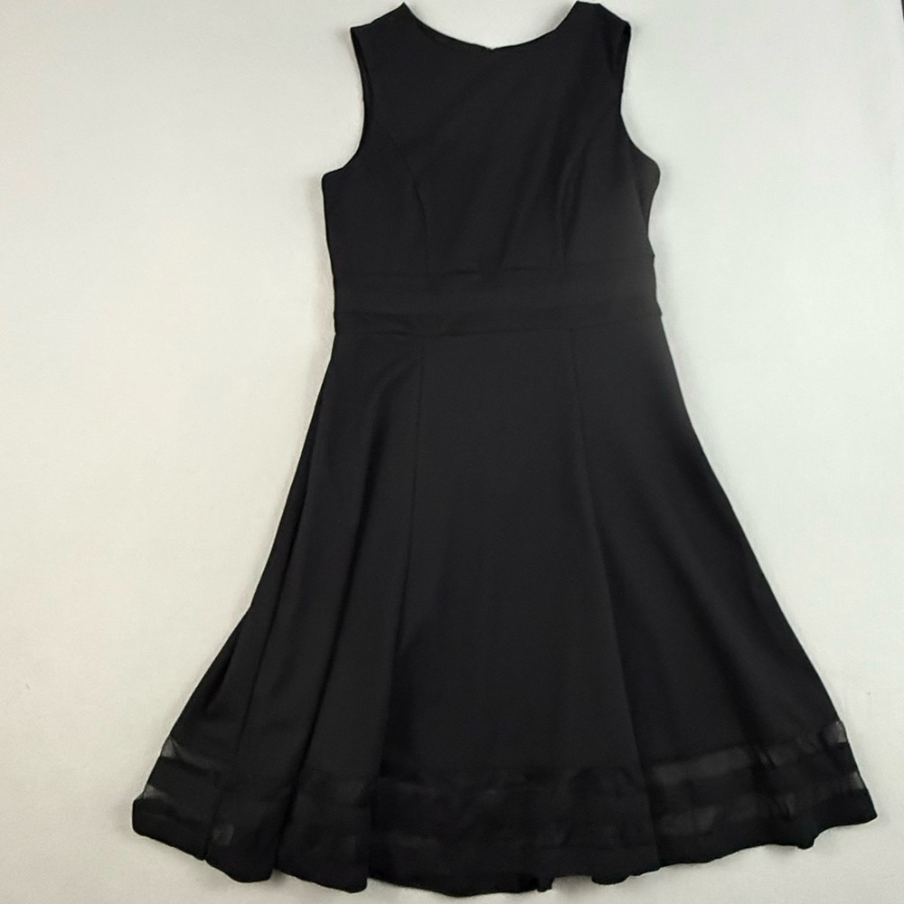 Liz Claiborne Dress Women's Size 6 Sleeveless Mesh‎ Trim Zip Back Black